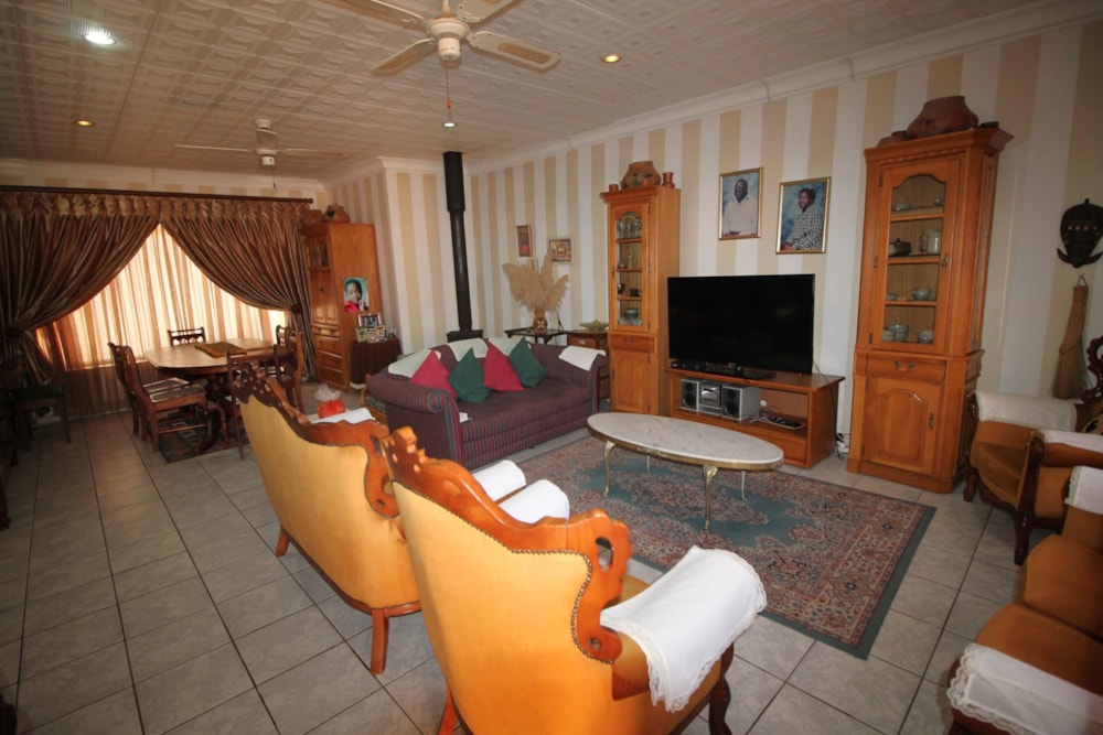 House for sale in East Bank - 1PF1680952 House for sale in East Bank - 1PF1680952