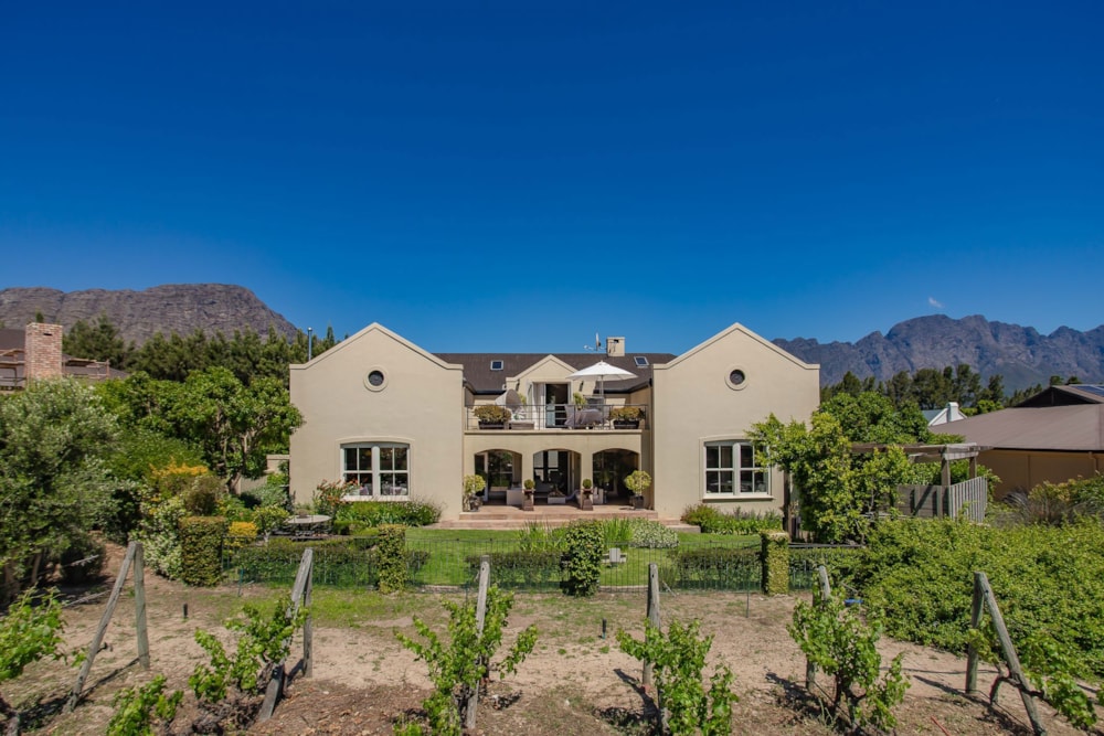 House for sale in Franschhoek - FWI1681419