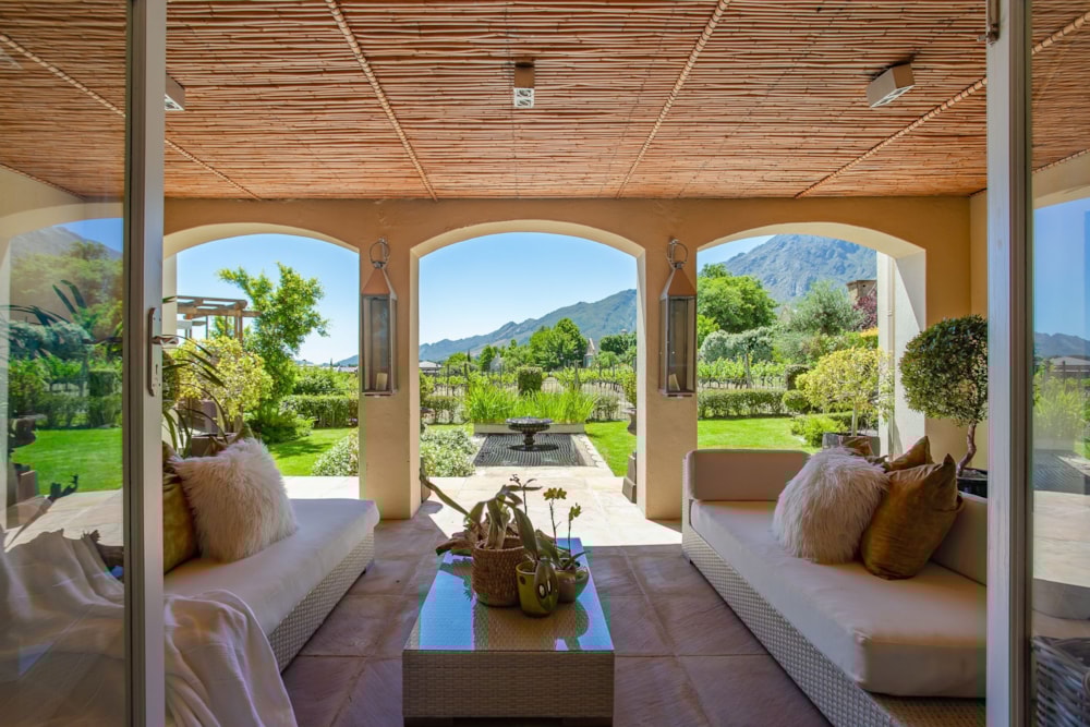 House for sale in Franschhoek - FWI1681419