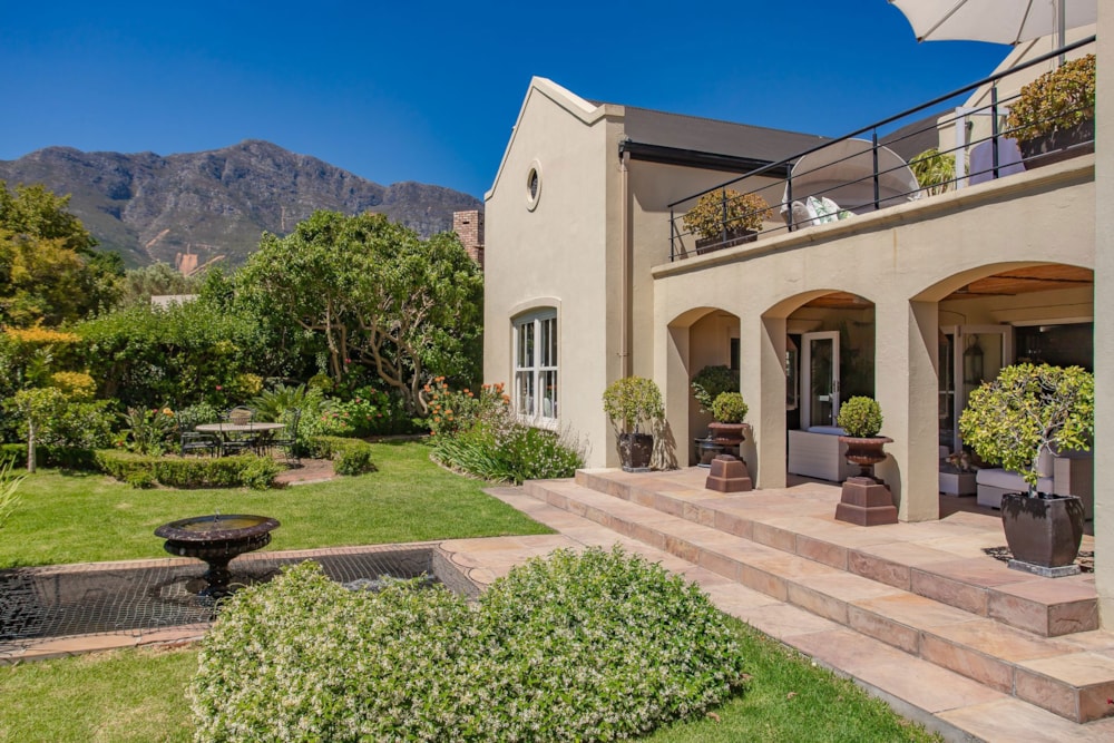 House for sale in Franschhoek - FWI1681419