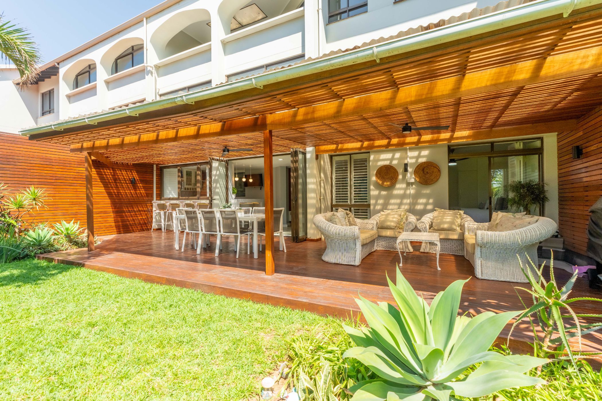 Townhouse for sale in uMhlanga Rocks - 1ND1682007