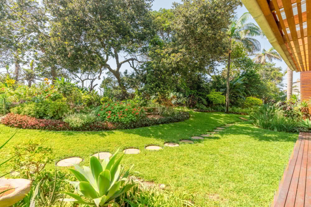 Townhouse for sale in uMhlanga Rocks - 1ND1682007 Townhouse for sale in uMhlanga Rocks - 1ND1682007