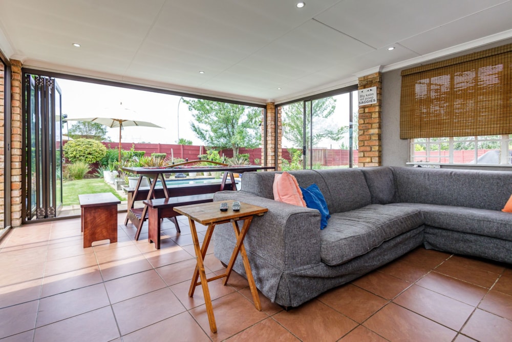 House sold in Country View, Benoni - EN1681643 House sold in Country View, Benoni - EN1681643