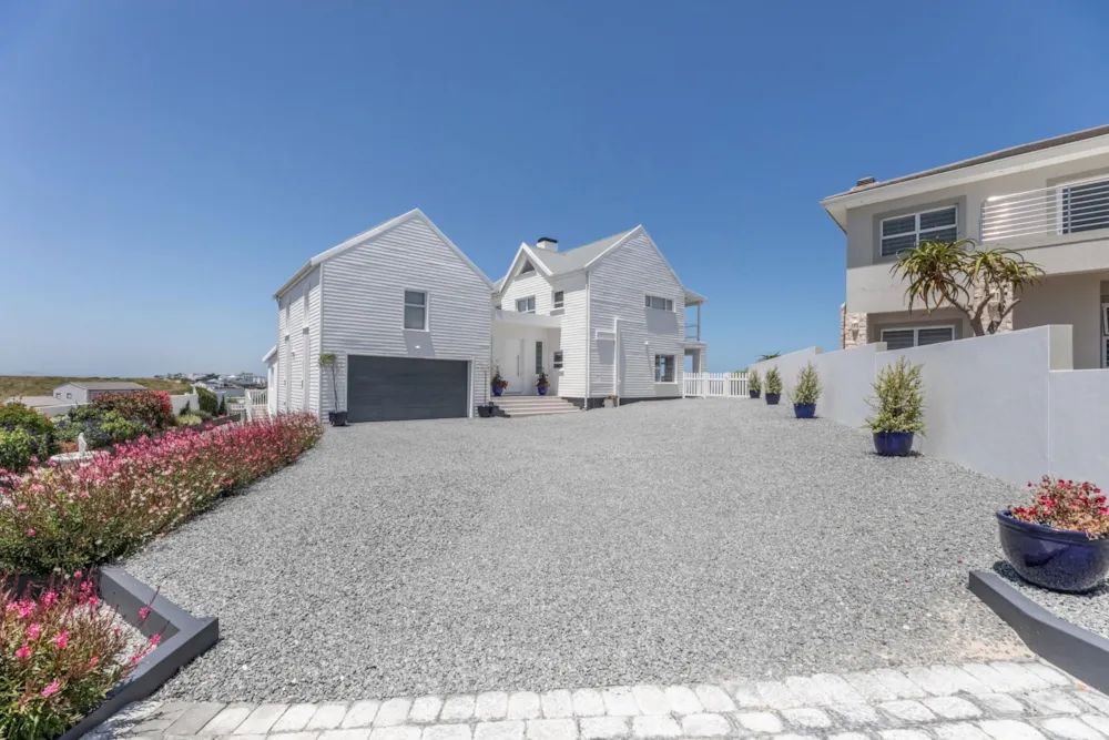 House let in Yzerfontein - LBL1720019 House let in Yzerfontein - LBL1720019