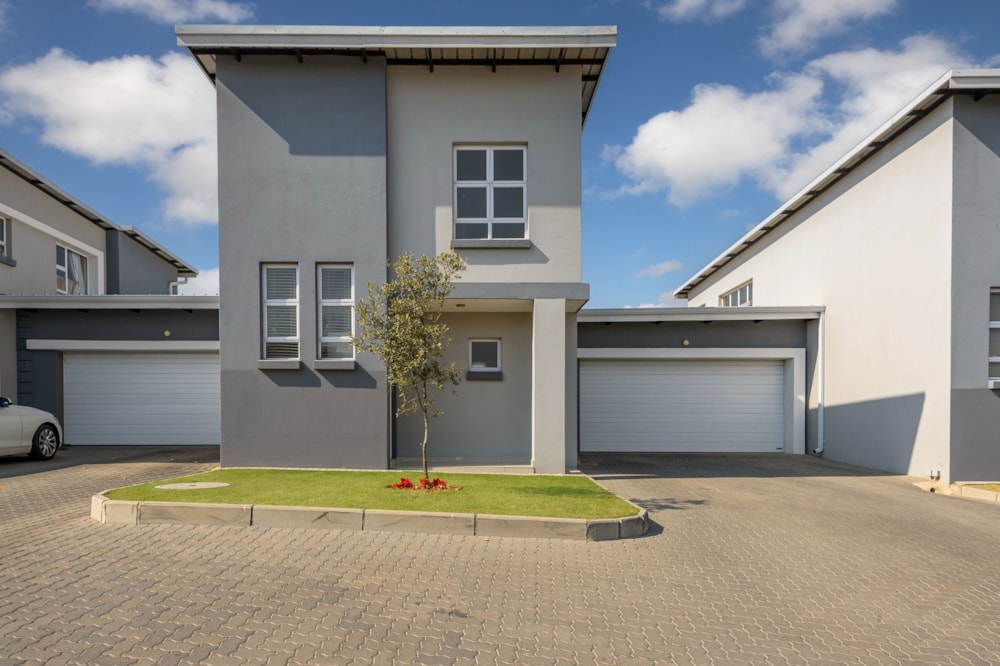 Townhouse for sale in Eagle Canyon Golf Estate - RAN1736564