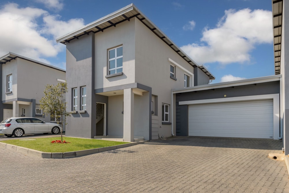 Townhouse for sale in Eagle Canyon Golf Estate - RAN1736564