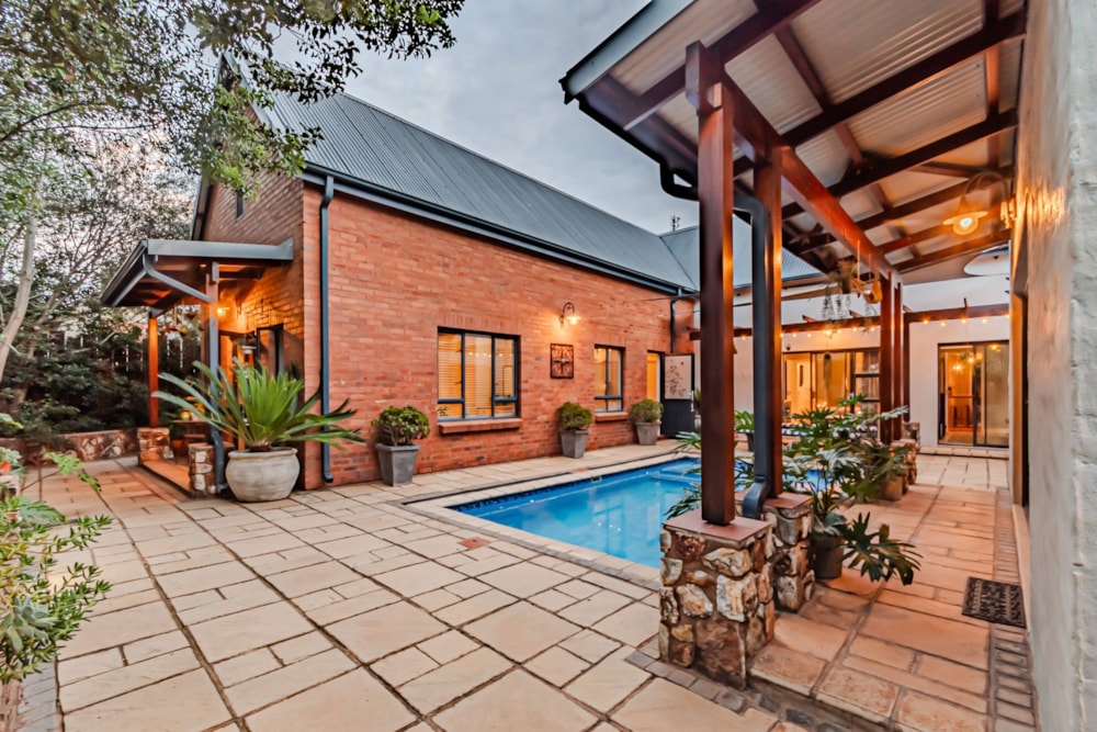 House sold in Southdowns Estate - CN1680439