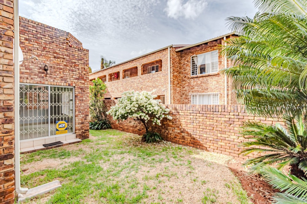 Townhouse sold in Zwartkop - CN1680533 Townhouse sold in Zwartkop - CN1680533