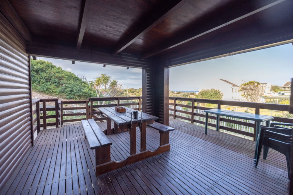 House let in West Beach, Port Alfred - 1PF1701761 House let in West Beach, Port Alfred - 1PF1701761