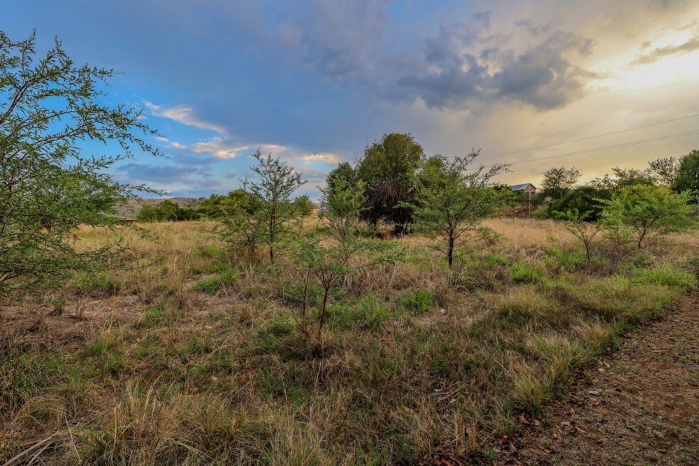 Vacant land for sale in Westlake, Hartbeespoort - 1HR1682565