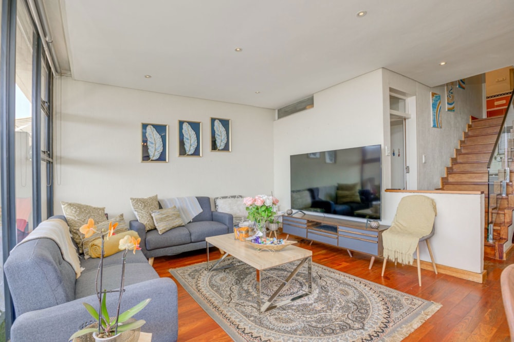 Double-storey apartment for sale in Killarney - HP1712621 Double-storey apartment for sale in Killarney - HP1712621