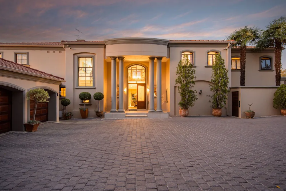 House for sale in Morningside, Sandton - HP1680088