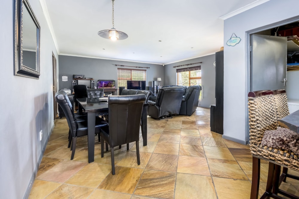 House sold in Uitzicht, Kraaifontein - DBV1680319 House sold in Uitzicht, Kraaifontein - DBV1680319