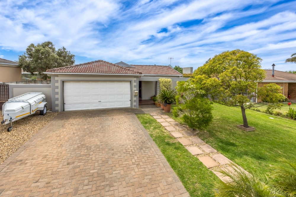 House sold in Uitzicht, Kraaifontein - DBV1680319 House sold in Uitzicht, Kraaifontein - DBV1680319