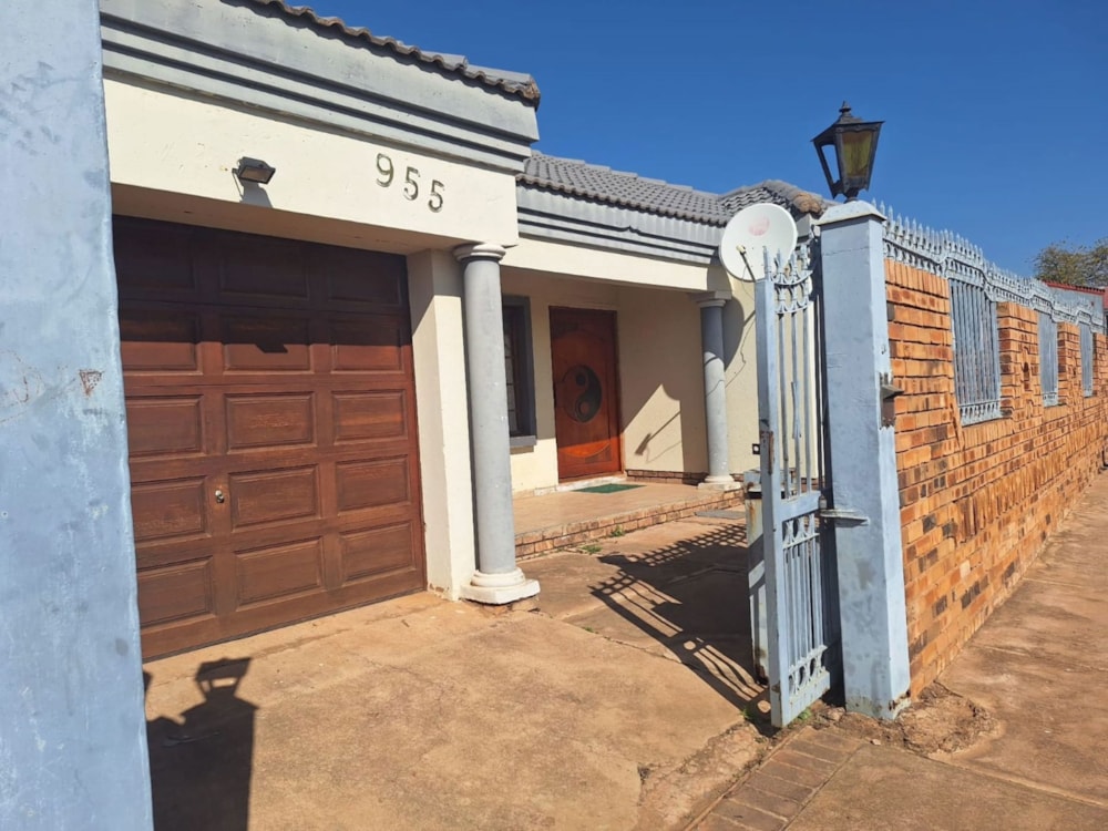 House for sale in Soshanguve - PT1663248 House for sale in Soshanguve - PT1663248