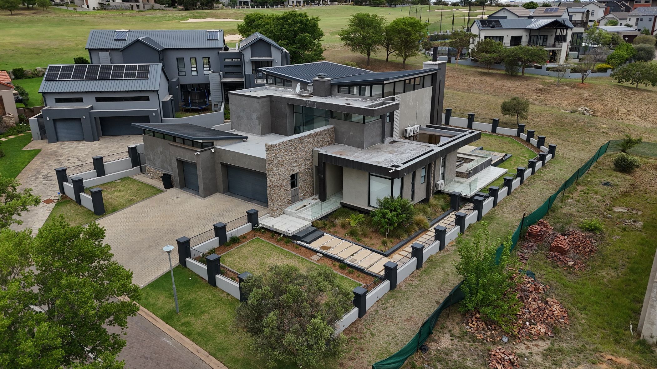 Double-storey house to rent in Copperleaf - 1CU1680905