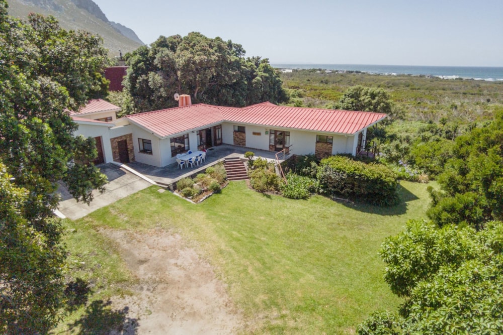 House let in Bettys Bay - KN1685108 House let in Bettys Bay - KN1685108