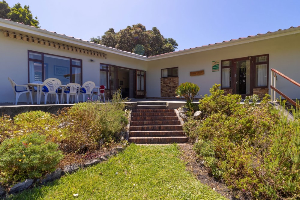 House let in Bettys Bay - KN1685108 House let in Bettys Bay - KN1685108