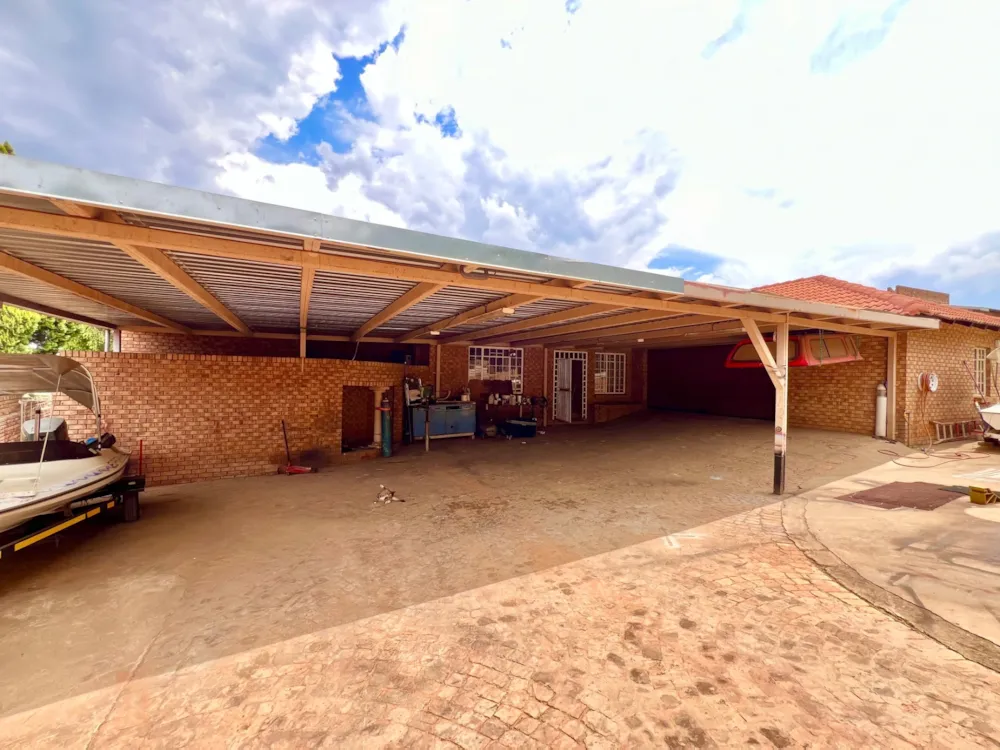 Single-storey house for sale in Bronkhorstbaai - PRN1683728