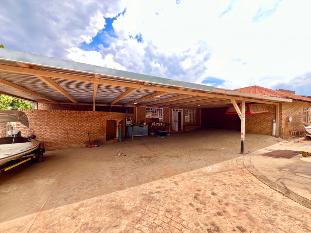 Single-storey house for sale in Bronkhorstbaai - PRN1683728 Single-storey house for sale in Bronkhorstbaai - PRN1683728