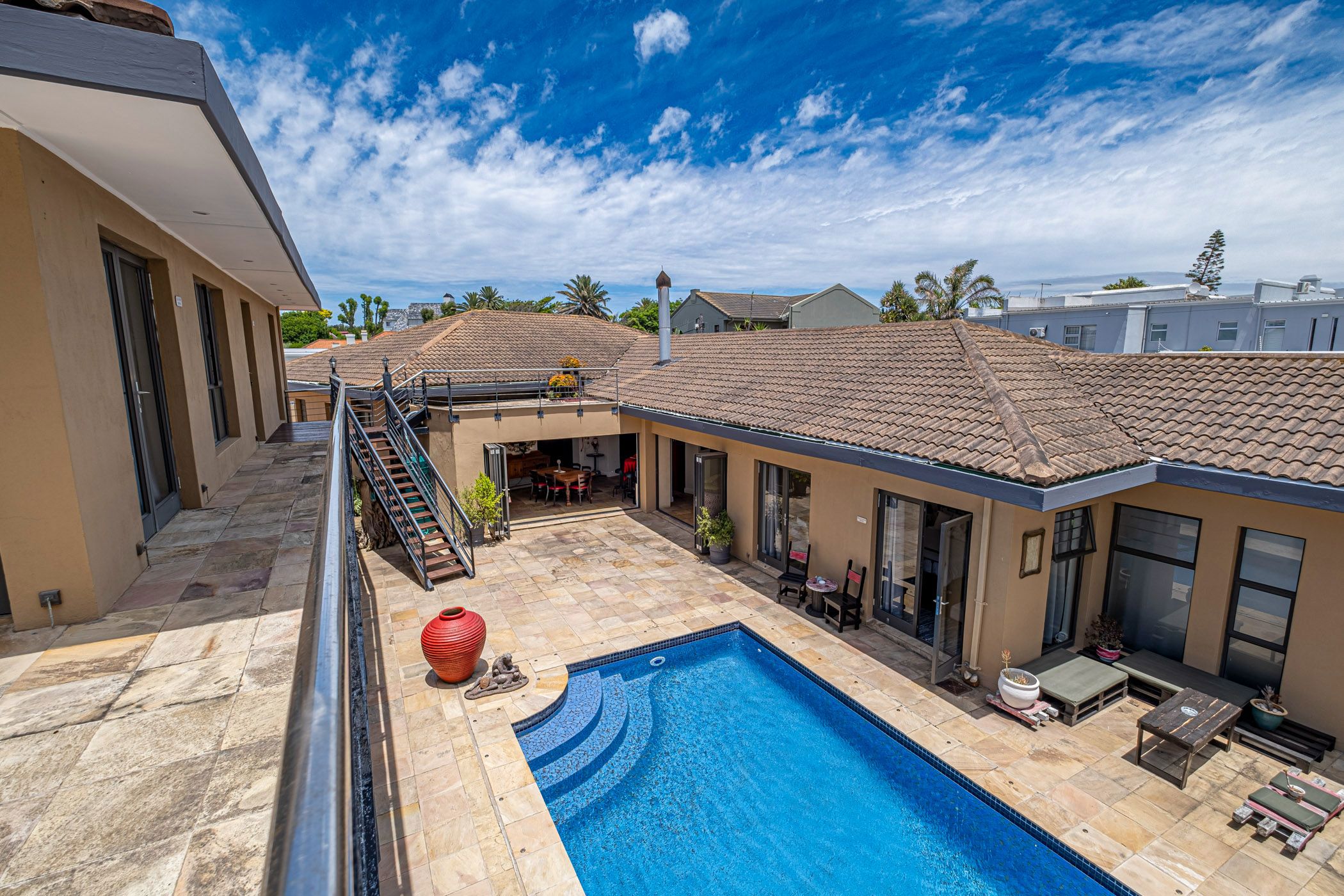 House for sale in Summerstrand - 1PLZ1683852