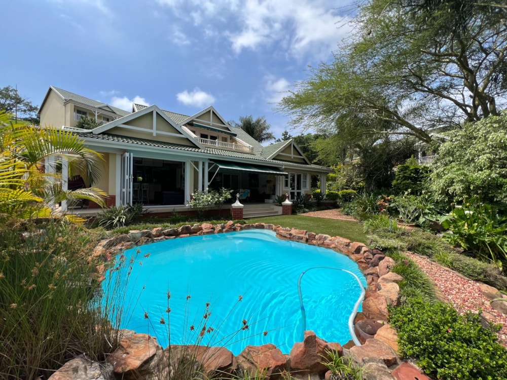 Townhouse for sale in Mount Edgecombe Country Estate - 1MT1683678 Townhouse for sale in Mount Edgecombe Country Estate - 1MT1683678