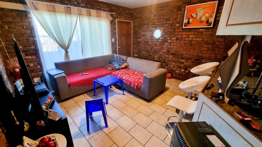 Townhouse for sale in Uitsig, Bloemfontein - 1BX1684055