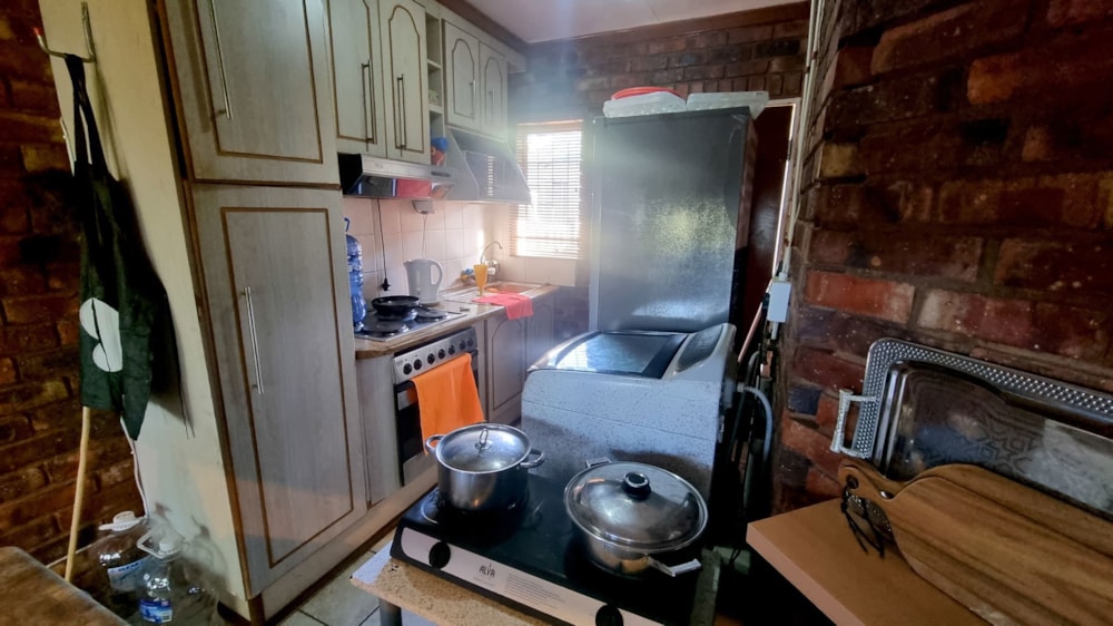 Townhouse for sale in Uitsig, Bloemfontein - 1BX1684055