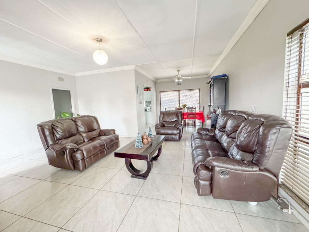 House for sale in Elspark, Boksburg - BOK1686140 House for sale in Elspark, Boksburg - BOK1686140