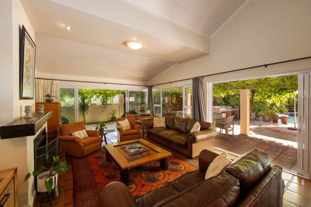 House sold in Paradyskloof - ST1685347 House sold in Paradyskloof - ST1685347