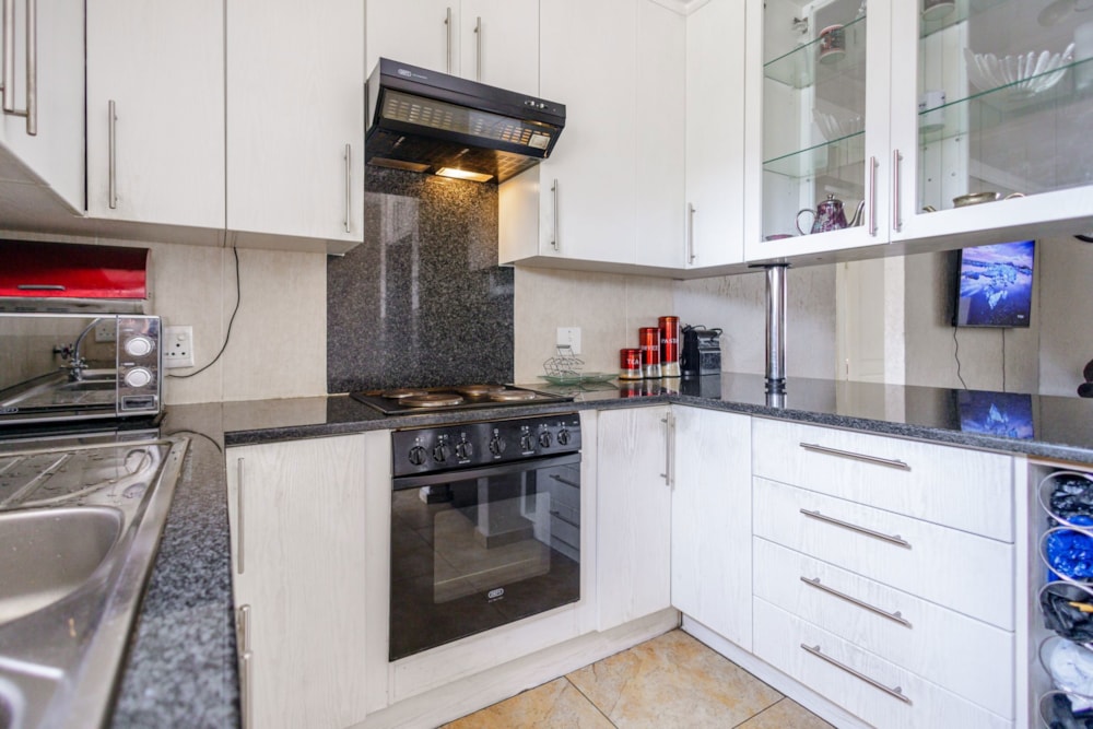 Townhouse for sale in Mulbarton - 1GV1684371