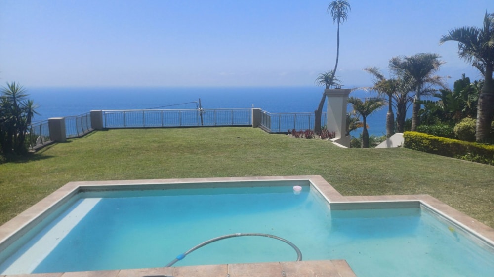 House for sale in Athlone Park - 1WB1684616 House for sale in Athlone Park - 1WB1684616