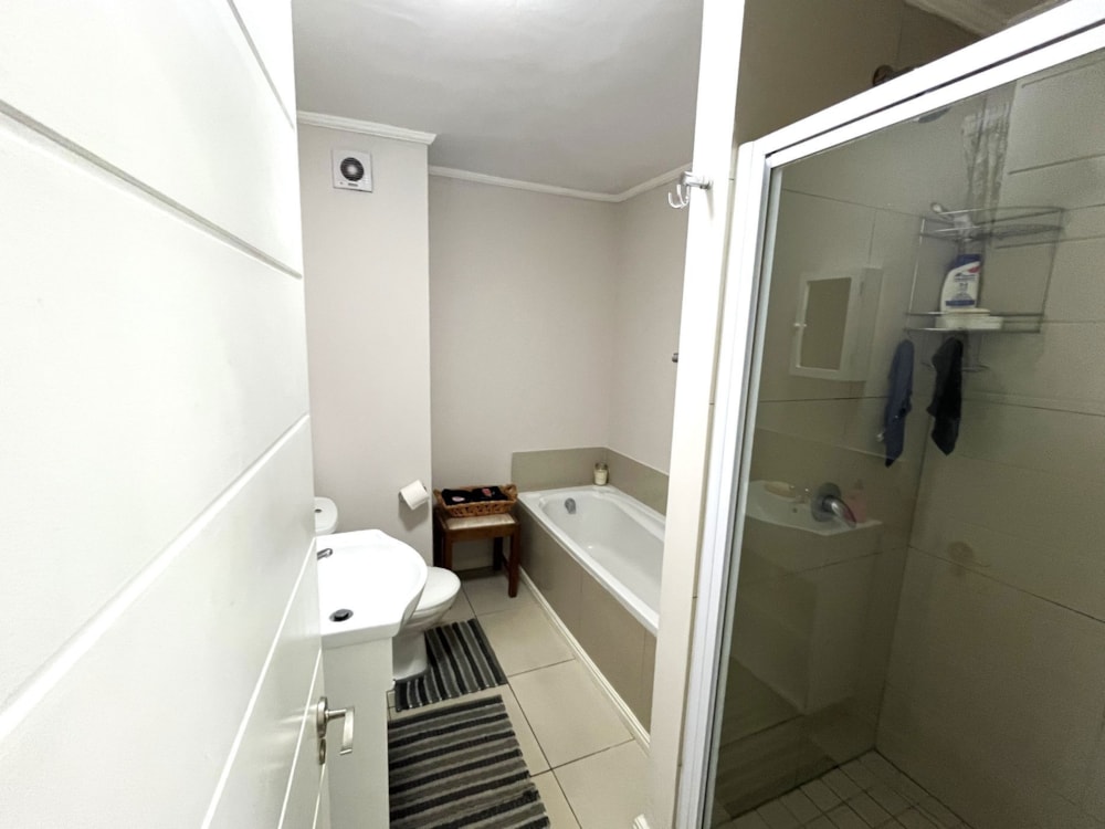 Apartment for sale in Gansbaai - 1SW1684538