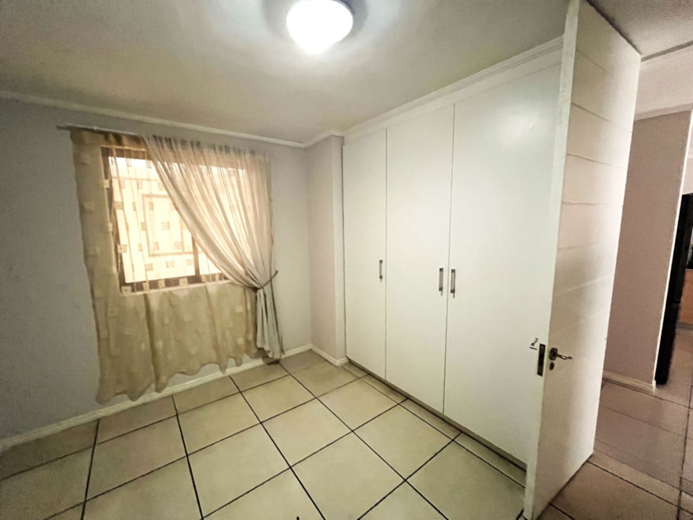 Apartment for sale in Gansbaai - 1SW1684538