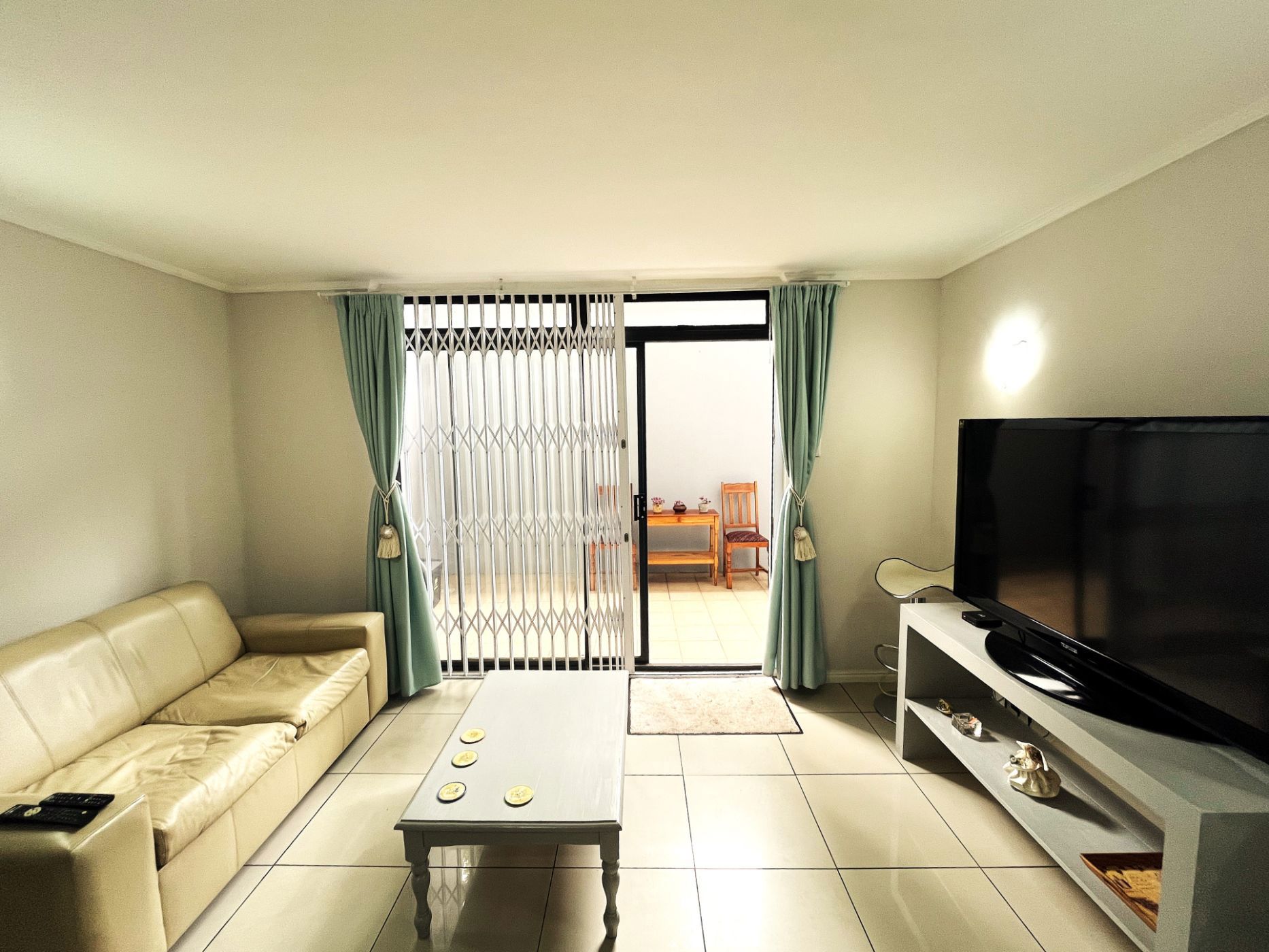 Apartment for sale in Gansbaai - 1SW1684538