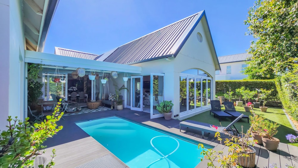 Security estate home sold in Val de Vie Estate - VLV1684626 Security estate home sold in Val de Vie Estate - VLV1684626