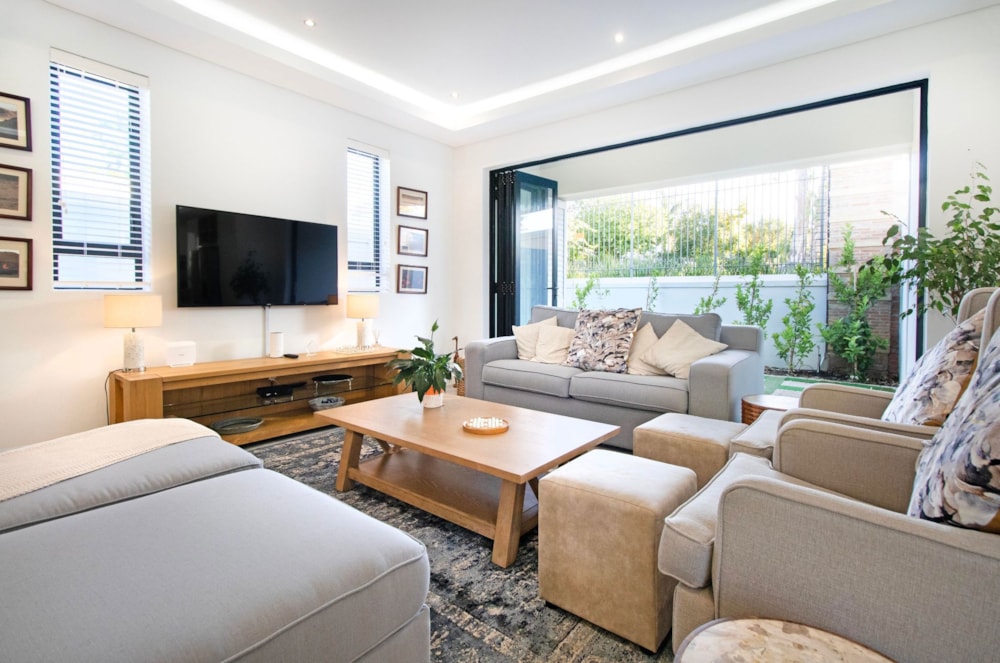 House sold in Paradyskloof - ST1685236 House sold in Paradyskloof - ST1685236