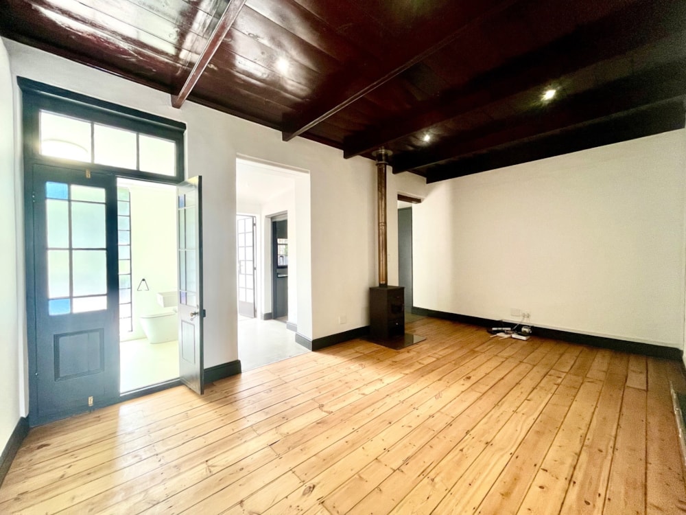 House let in Paarl - TKL1683971 House let in Paarl - TKL1683971