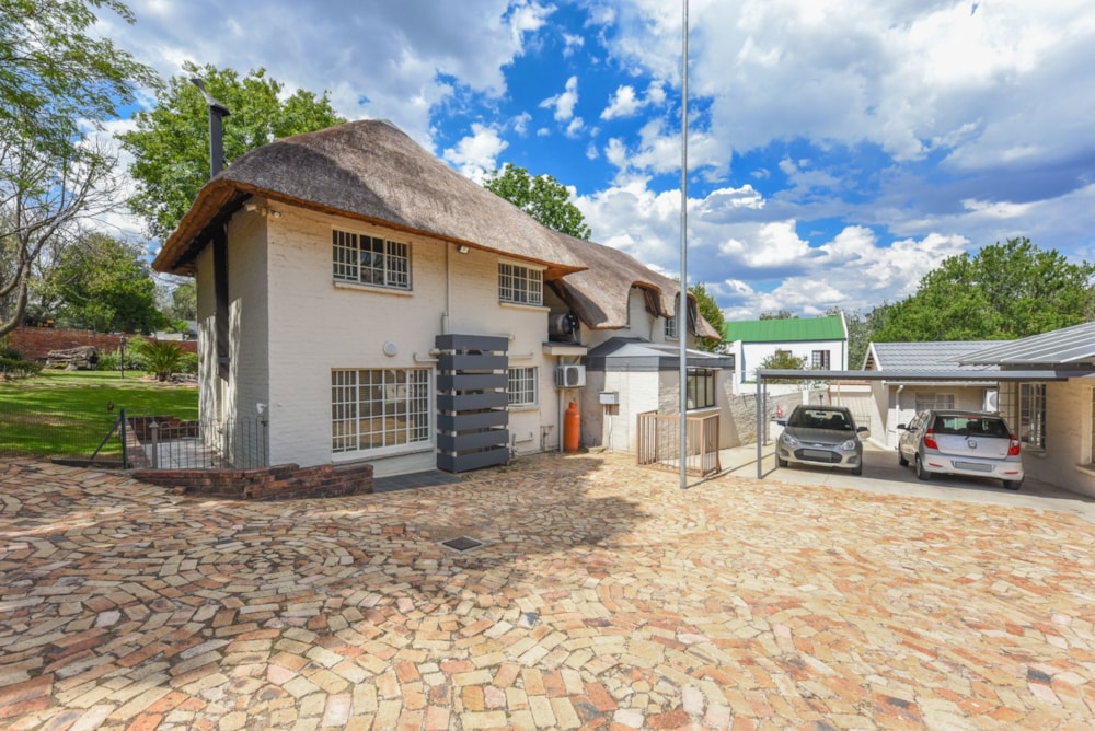 House for sale in Paulshof - FW1684765 House for sale in Paulshof - FW1684765