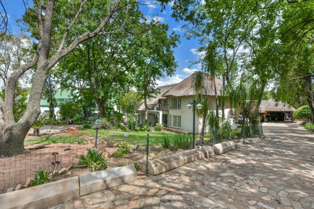 House for sale in Paulshof - FW1684765 House for sale in Paulshof - FW1684765