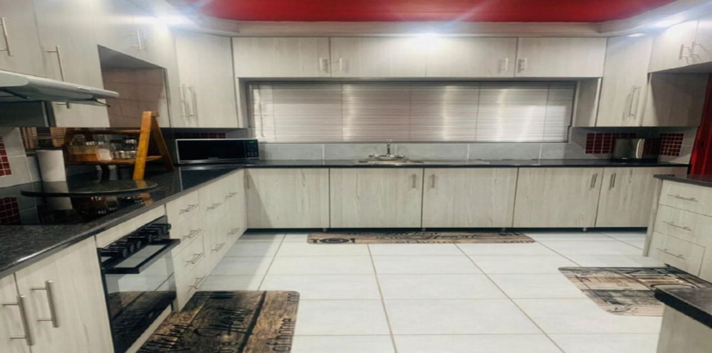 House for sale in Brackenhurst - 1GV1684947