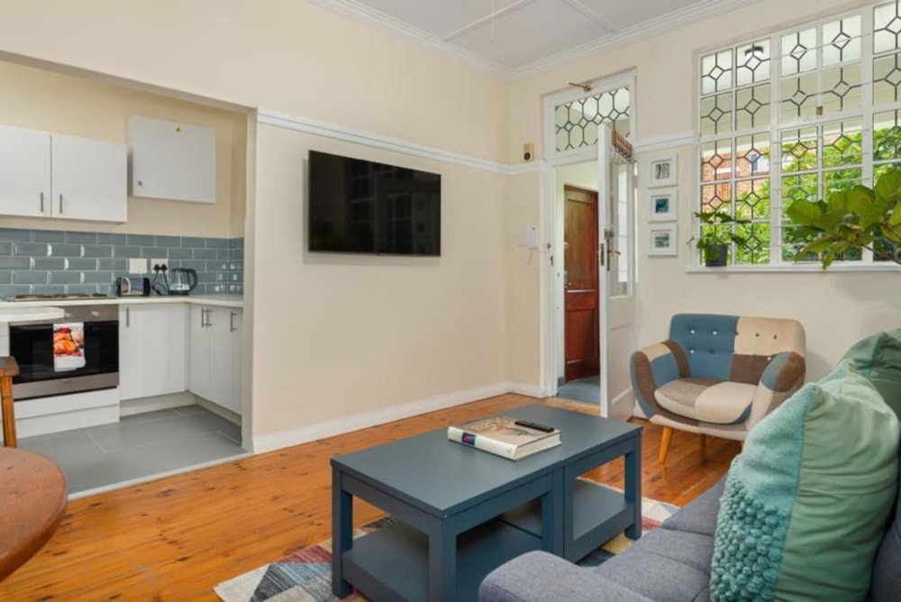 Apartment sold in Sea Point - AS1684800 Apartment sold in Sea Point - AS1684800