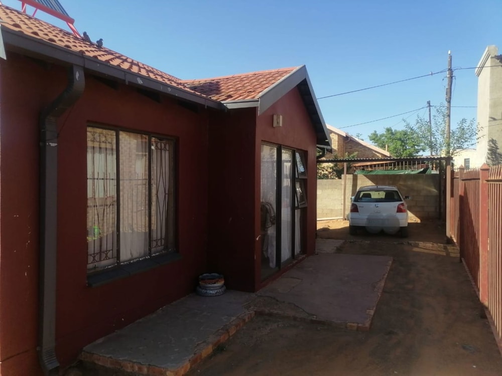 House for sale in Bloemanda - 1BX1683498