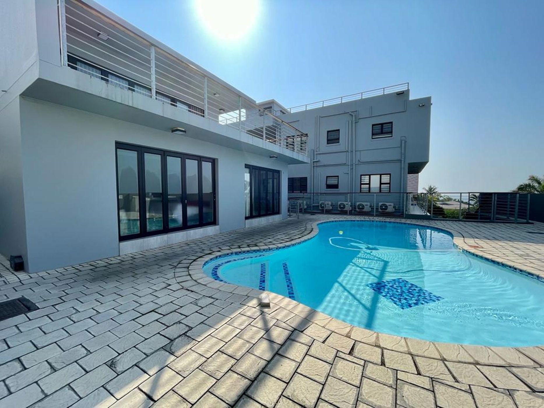 Apartment let in Herrwood Park - 1ND1683808