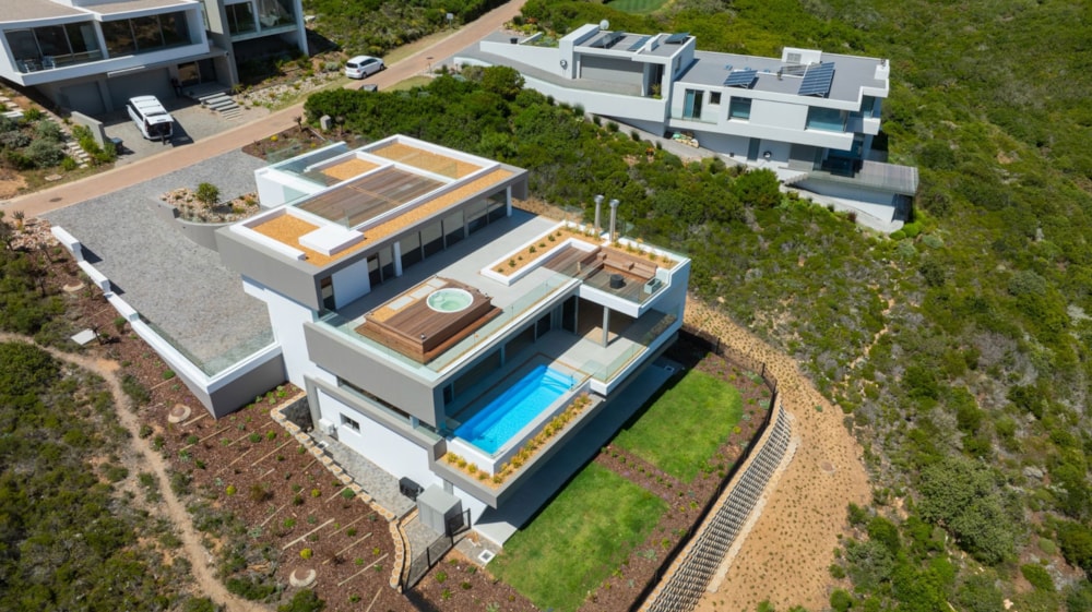 House sold in Pinnacle Point Golf Estate - 1MB1675483 House sold in Pinnacle Point Golf Estate - 1MB1675483