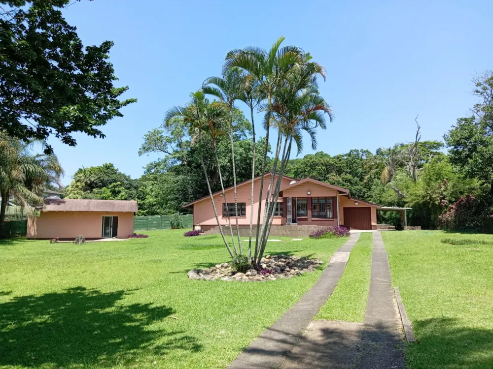 House let in Umtentweni - 1PSH1709654 House let in Umtentweni - 1PSH1709654