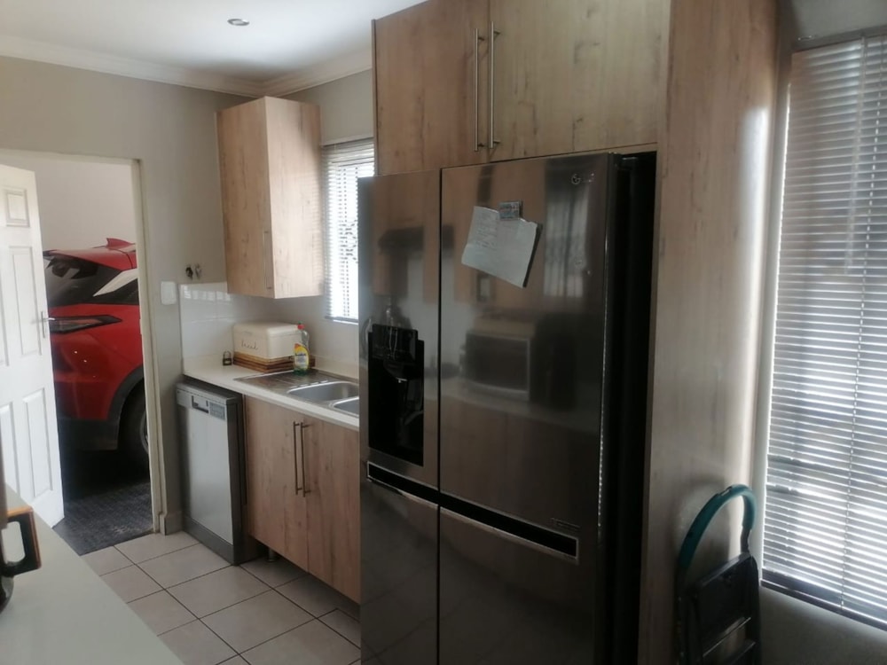 House for sale in Grasslands - 1BX1683864