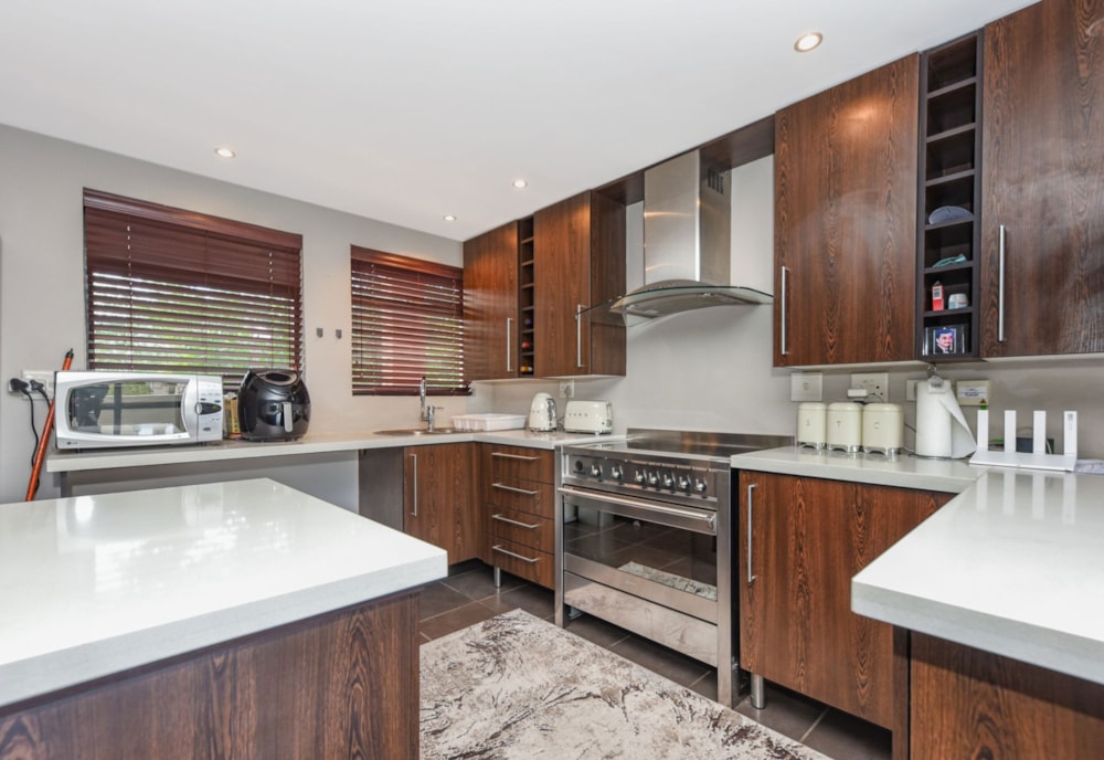 Apartment for sale in Lonehill - FW1686240 Apartment for sale in Lonehill - FW1686240