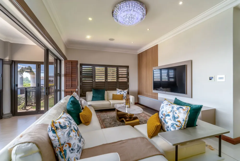 Multi-storey house for sale in Hillcrest, Upper Highway - 1KF1682815