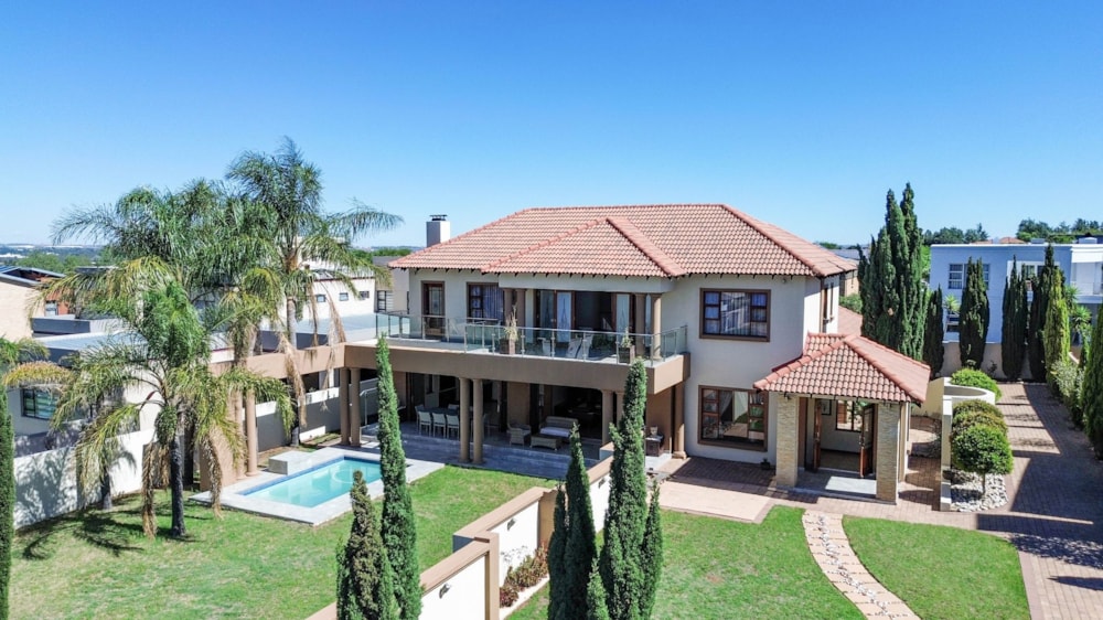 Double-storey house sold in Midstream Estate - CN1705028